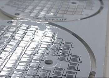 Placa de circuito impresso em alumínio